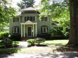178 Arnold Rd, Newton, MA 02459 exterior