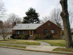 91 Exeter St, Newton, MA 02465 exterior