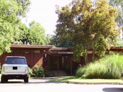 77 Ober Rd, Newton, MA 02459 exterior