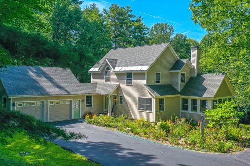 276 Highland Rd, Bridgton, ME 04009 exterior
