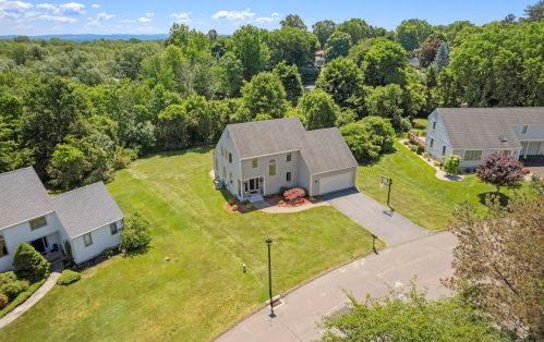 30 Haystack Rd, Hartford, CT 06109 exterior