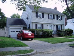 85 Fessenden St, Newton, MA 02460 exterior
