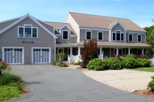 112 Nottingham Dr, Yarmouth, MA 02675 exterior