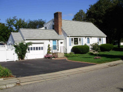 99 Sheridan St, Newton, MA 02465 exterior