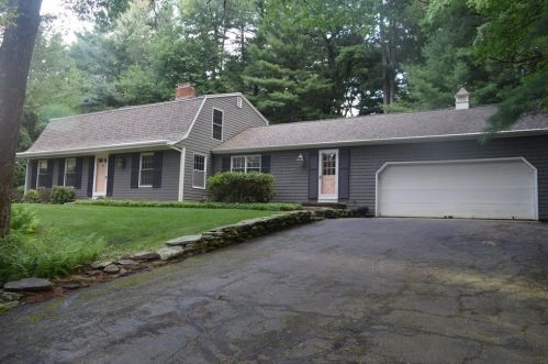 224 Brigantine Cir, Hingham, MA 02061 exterior