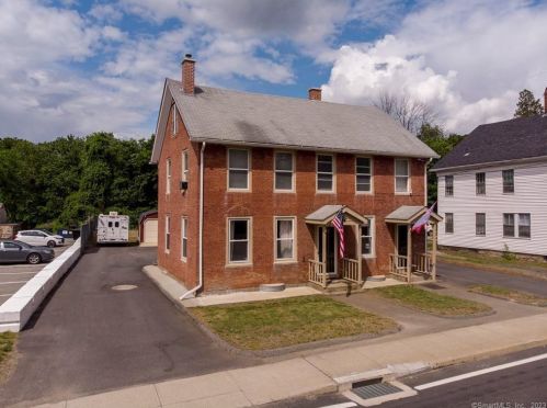 4 Main St, Moosup, CT 06354 exterior