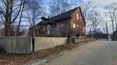 32 Hanson St, Dover, NH 03820 exterior