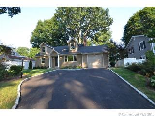 967 Naugatuck Ave, Milford, CT 06461 exterior