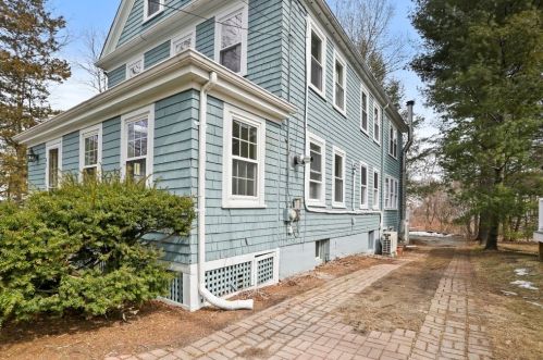 67 Dothan St, Arlington, MA 02474 exterior