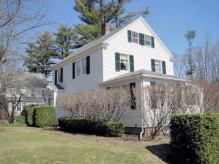 86 Madbury Rd, Lee, NH 03824 exterior