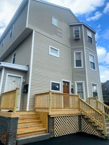 275 Webster Ave, Providence, RI 02909 exterior