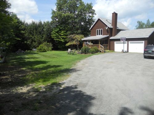 290 Sugar River Dr, Claremont, NH 03743 exterior