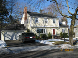 111 Wendell Rd, Newton, MA 02459 exterior