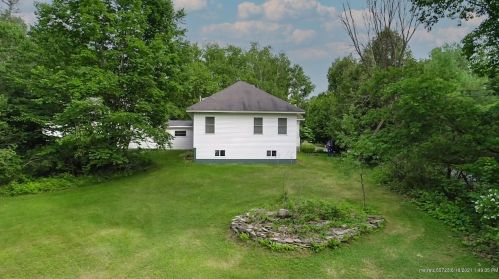 298 Pinewoods Rd, Lewiston, ME 04240 exterior