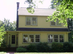 54 Wedgewood Rd, Newton, MA 02465 exterior