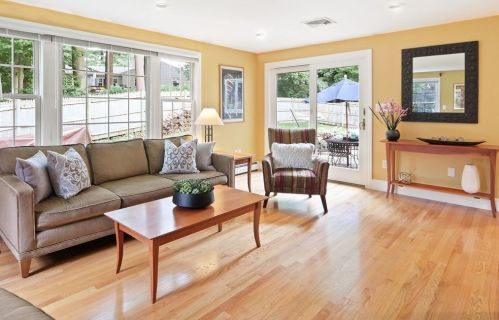 38 Mann Ave, Needham, MA 02492 exterior