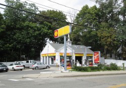 1365 Centre St, Newton, MA 02459 exterior