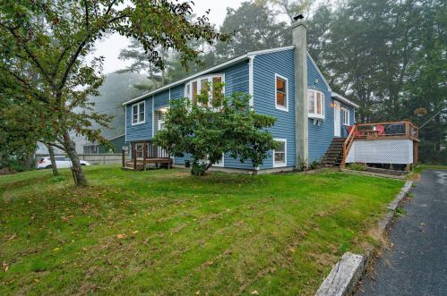 4 Willow Ave, Old Orchard Beach, ME 04064 exterior