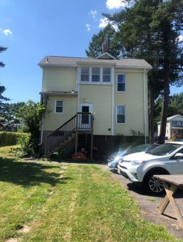 381 New Britain Rd, Kensington, CT 06037 exterior