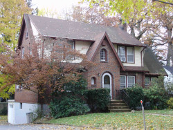 50 Fenno Rd, Newton, MA 02459 exterior