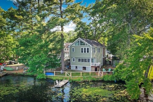 33 Lakeside Blvd, North-Reading, MA 01864 exterior