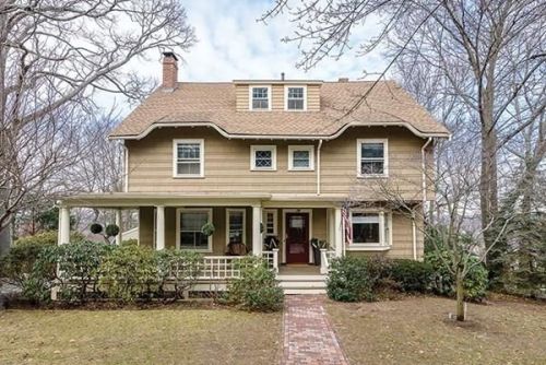 189 Mount Vernon St, Newton, MA 02465 exterior