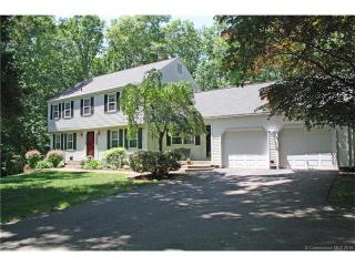 265 Natchaug Dr, Glastonbury, CT 06033 exterior