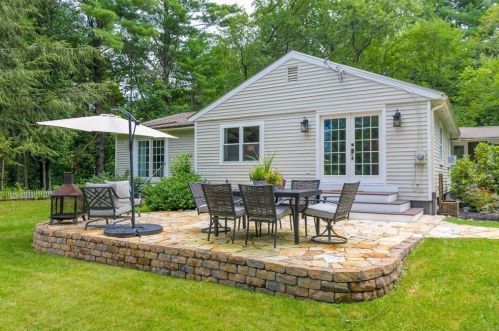 171 Lancaster Rd, Berlin, MA 01503 exterior