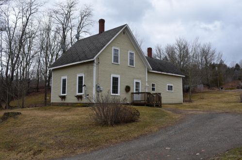 21 Front St, Pembroke, ME 04666 exterior
