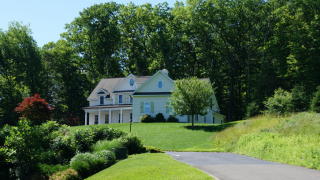 17 Gereg Glenn Rd, Brookfield-Center, CT 06804 exterior