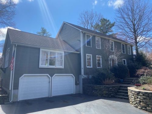 15 Shiloh Dr, Mansfield, MA 02048 exterior