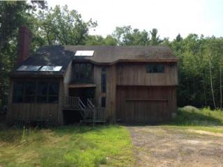 1 Lakeside Dr, Atkinson, NH 03811 exterior