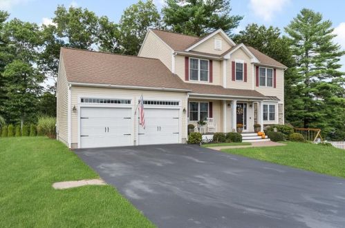 90 Scenic Way, Exeter, RI 02822 exterior