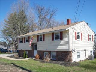 286 Main Dunstable Rd, Nashua, NH 03062 exterior