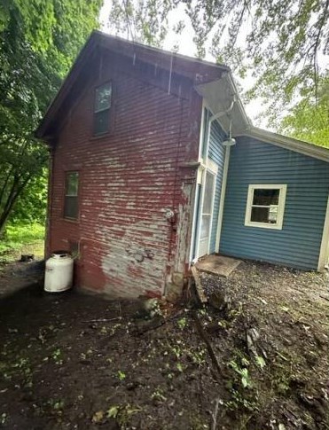 105 Alpine St, Oakland, ME 04963 exterior