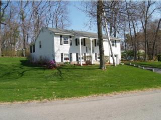 12 Gordon Rd, Derry, NH 03038 exterior