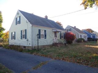 25 Griffin Rd, Peabody, MA 01960 exterior