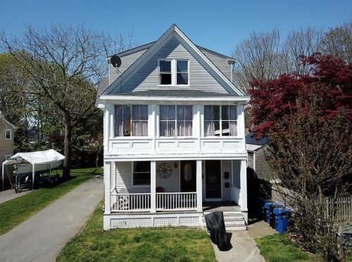 12 Caswell Ave, Middletown, RI 02840 exterior