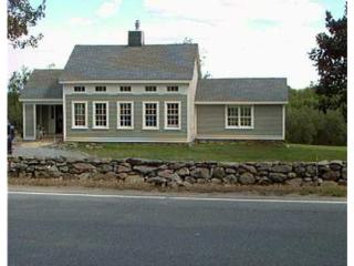 362 Fish Rd, Tiverton, RI 02878 exterior