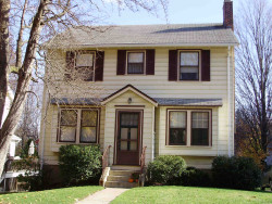 66 Grasmere St, Newton, MA 02458 exterior