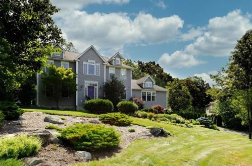 6 Red Fox Run, Waterbury, CT 06716 exterior