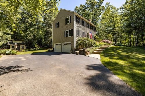 90 Long Hill Rd, West Brookfield, MA 01585 exterior