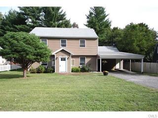 82 Shadow Ridge Rd, Stamford, CT 06905 exterior