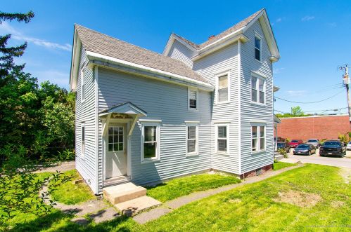 18 Stacey St, Bath, ME 04530 exterior