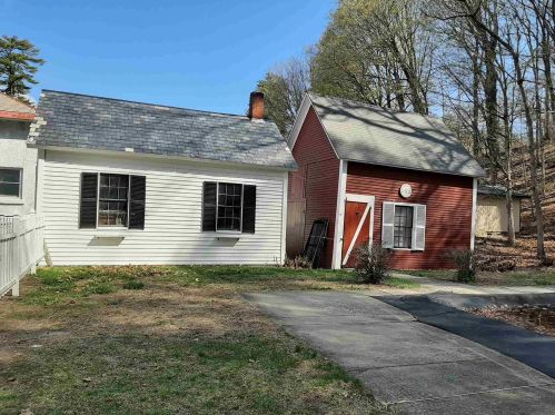 167 East St, Charlestown, NH 03603 exterior