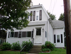 29 Crescent St, Newton, MA 02465 exterior