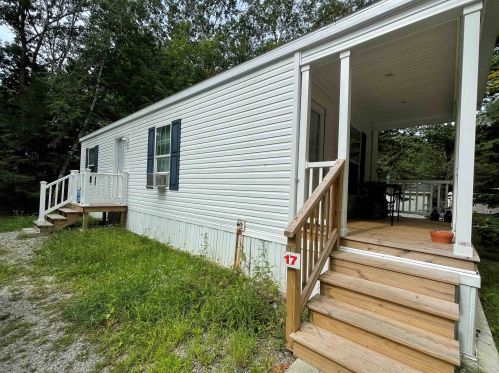 17 Nicholas Cir, Danville, NH 03819 exterior