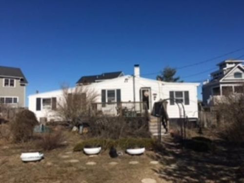 3 Louise St, Newburyport, MA 01950 exterior
