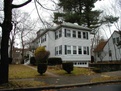 27 Cotter Rd, Newton, MA 02468 exterior