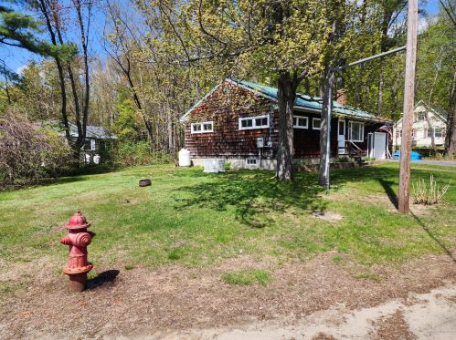 33 Fuller St, Wilton, ME 04294 exterior